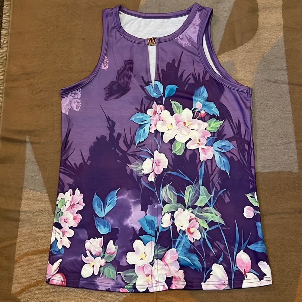 New! Floral front keyhole w gold buckle tank;S
